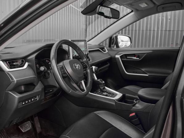 Toyota RAV4 V (XA50) с пробегом 2021 года, цена 3 550 000 рублей, 69692 км, внедорожник, Автокод Объявления