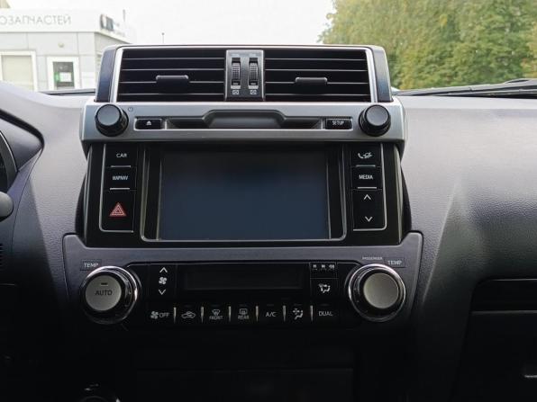 Toyota Land Cruiser Prado 150 Series Рестайлинг 1 с пробегом 2013 года, цена 2 951 000 рублей, 231026 км, внедорожник, Автокод Объявления