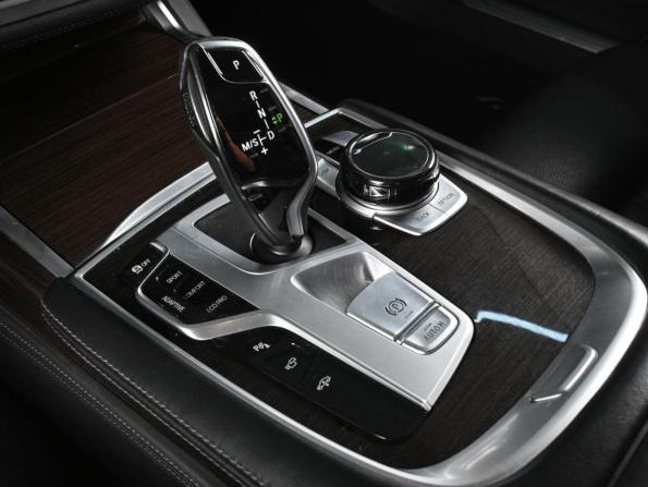 BMW 7 серии VI (G11/G12) Рестайлинг с пробегом 2021 года, цена 5 479 000 рублей, 172886 км, седан, Автокод Объявления