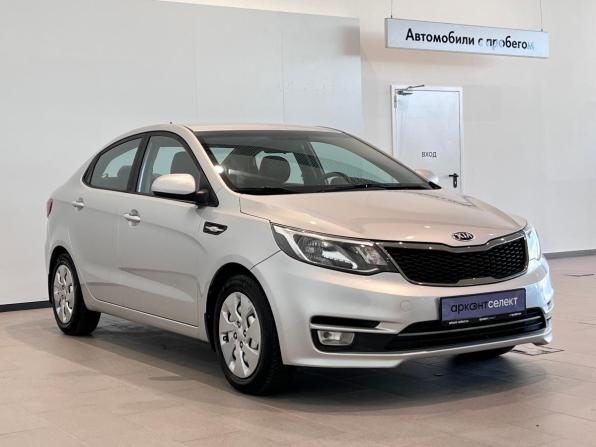 Kia Rio III Рестайлинг с пробегом 2016 года, цена 980 000 рублей, 154757 км, седан, Автокод Объявления