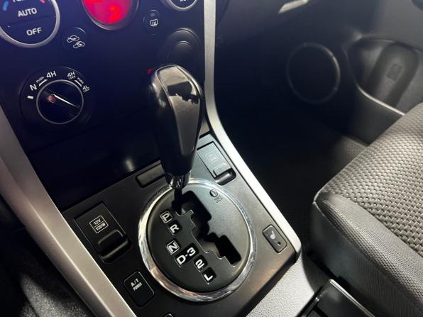 Suzuki Grand Vitara II Рестайлинг с пробегом 2011 года, цена 927 800 рублей, 281110 км, внедорожник, Автокод Объявления