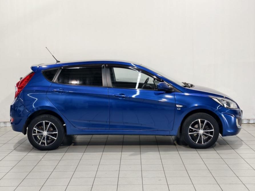 Hyundai Solaris I Курск  - изображение 4