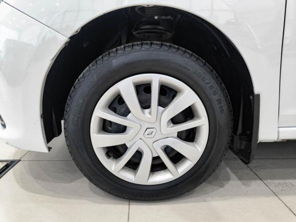 Renault Logan II с пробегом 2015 года, цена 599 000 рублей, 153759 км, седан, Автокод Объявления