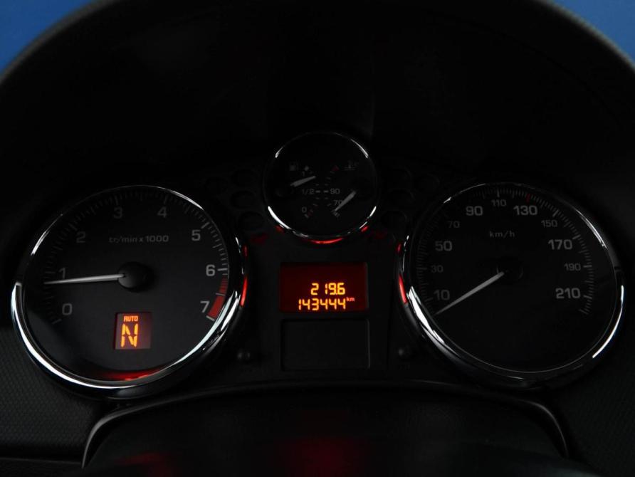 Peugeot 207 I Москва  - изображение 16