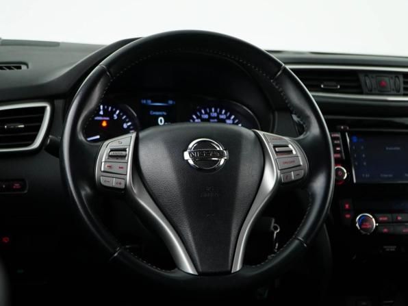 Nissan Qashqai II с пробегом 2017 года, цена 1 785 055 рублей, 141960 км, внедорожник, Автокод Объявления