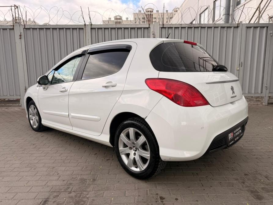Peugeot 308 I Рестайлинг Ростов-на-Дону  - изображение 3