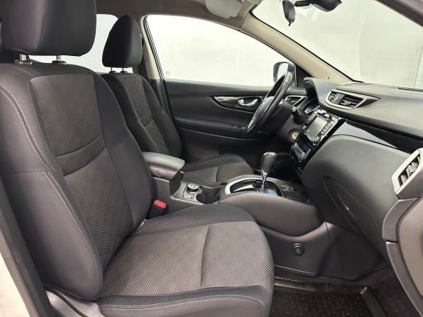 Nissan Qashqai II с пробегом 2017 года, цена 1 695 000 рублей, 142961 км, внедорожник, Автокод Объявления