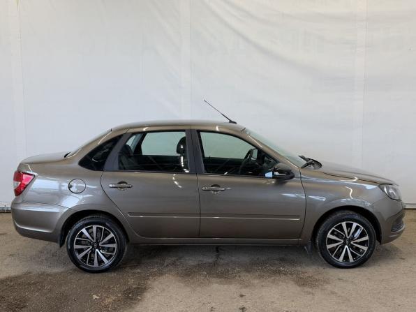 Lada (ВАЗ) Granta I Рестайлинг с пробегом 2024 года, цена 970 000 рублей, 9074 км, седан, Автокод Объявления