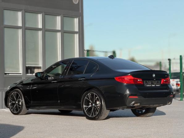 BMW 5 серии VII (G30/G31/G38) с пробегом 2018 года, цена 2 599 000 рублей, 197500 км, седан, Автокод Объявления