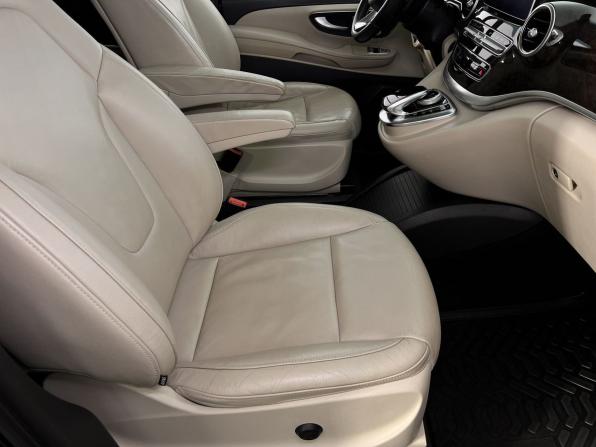 Mercedes-Benz V-Класс III (W447) с пробегом 2015 года, цена 3 590 000 рублей, 183301 км, минивэн, Автокод Объявления