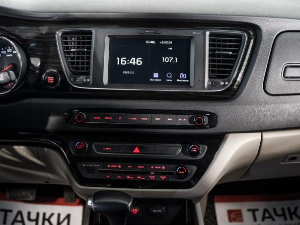 Kia Carnival III с пробегом 2018 года, цена 2 700 000 рублей, 121714 км, минивэн, Автокод Объявления