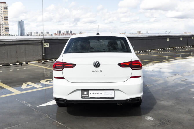 Volkswagen Polo V Рестайлинг с пробегом 2020 года, цена 1 390 000 рублей, 119001 км, седан, Автокод Объявления