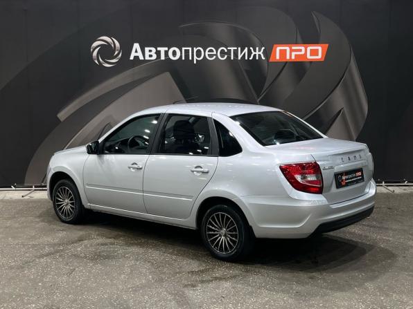 Lada (ВАЗ) Granta I Рестайлинг с пробегом 2023 года, цена 560 000 рублей, 101847 км, седан, Автокод Объявления