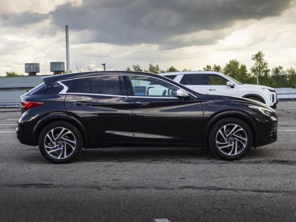 Infiniti Q30 с пробегом 2017 года, цена 2 338 000 рублей, 87403 км, хэтчбек, Автокод Объявления