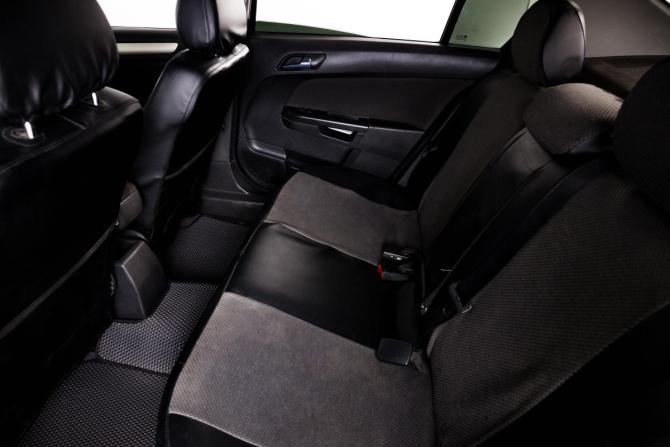 Opel Astra H Рестайлинг с пробегом 2008 года, цена 529 000 рублей, 198707 км, седан, Автокод Объявления