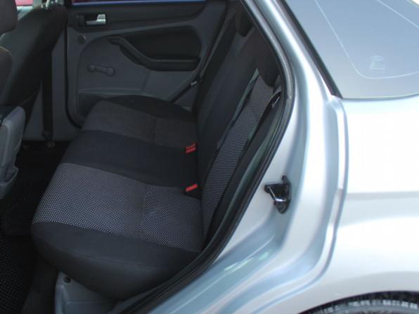 Ford Focus II Рестайлинг с пробегом 2011 года, цена 299 000 рублей, 309211 км, седан, Автокод Объявления