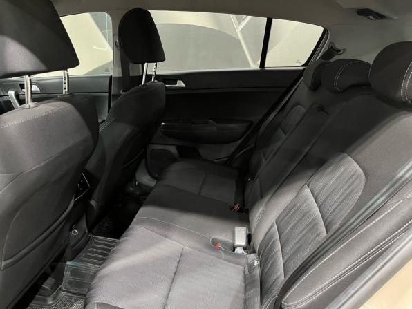 Kia Sportage IV Рестайлинг с пробегом 2019 года, цена 1 670 000 рублей, 103603 км, внедорожник, Автокод Объявления