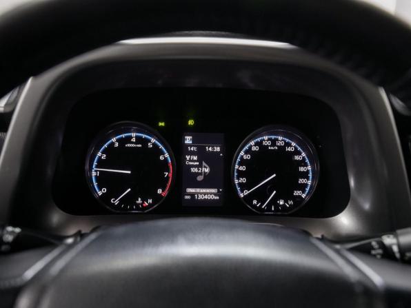 Toyota RAV4 IV (XA40) Рестайлинг с пробегом 2018 года, цена 2 645 000 рублей, 130400 км, внедорожник, Автокод Объявления