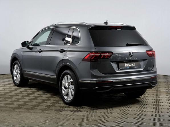 Volkswagen Tiguan II Рестайлинг с пробегом 2021 года, цена 3 098 000 рублей, 90483 км, внедорожник, Автокод Объявления