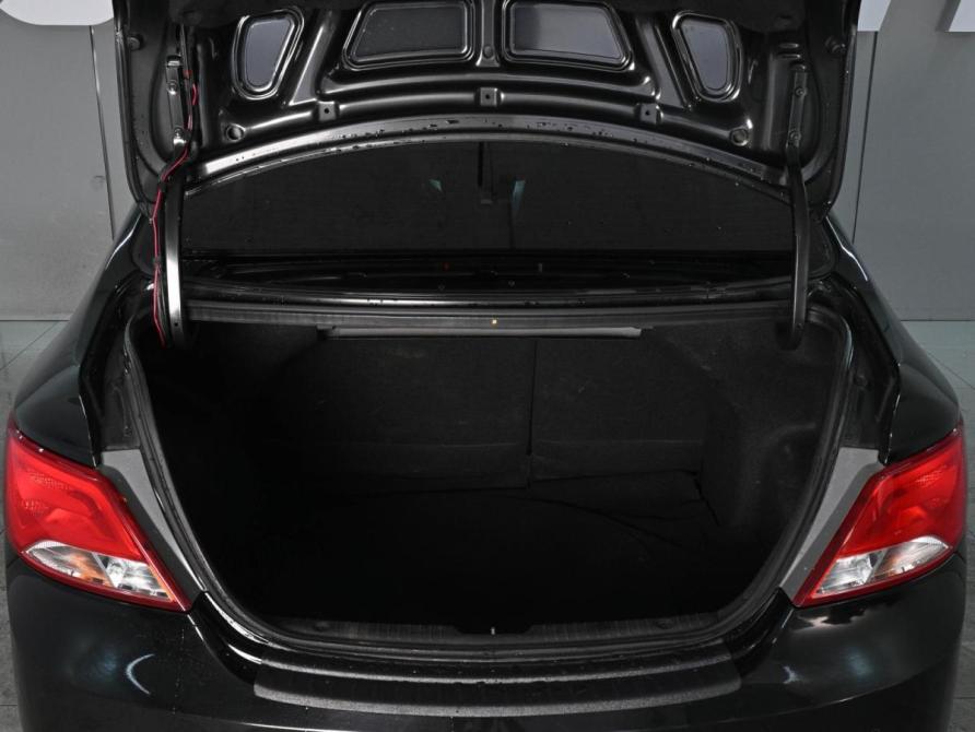 Hyundai Solaris I Рестайлинг Ростов-на-Дону  - изображение 17