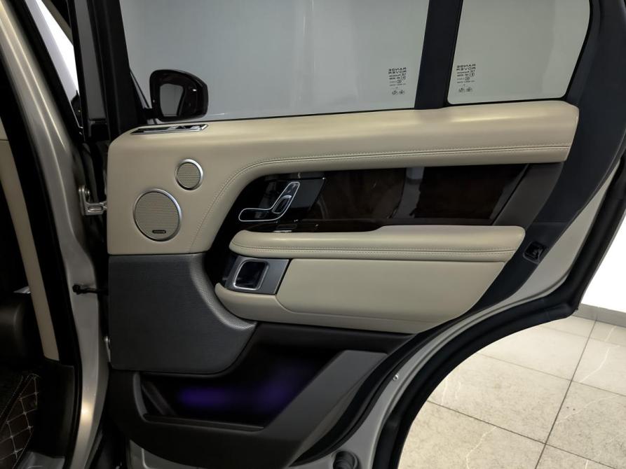 Land Rover Range Rover IV Рестайлинг Санкт-Петербург  - изображение 30