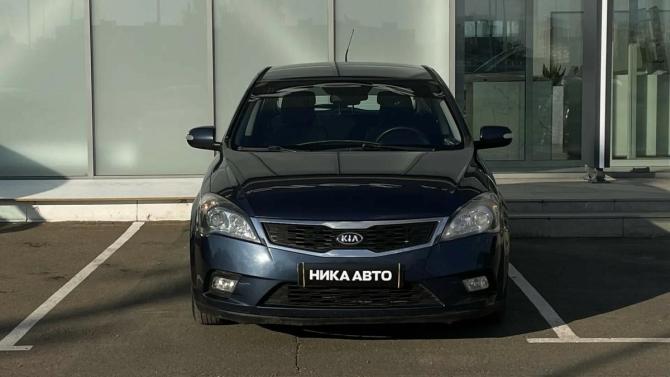 Kia Ceed I Рестайлинг с пробегом 2010 года, цена 650 000 рублей, 305673 км, хэтчбек, Автокод Объявления