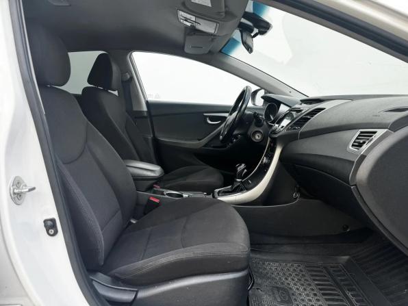Hyundai Elantra V (MD) Рестайлинг с пробегом 2015 года, цена 1 208 000 рублей, 182169 км, седан, Автокод Объявления