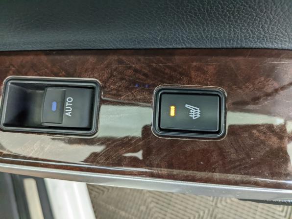 Toyota Camry VII (XV50) Рестайлинг с пробегом 2017 года, цена 2 372 750 рублей, 120300 км, седан, Автокод Объявления