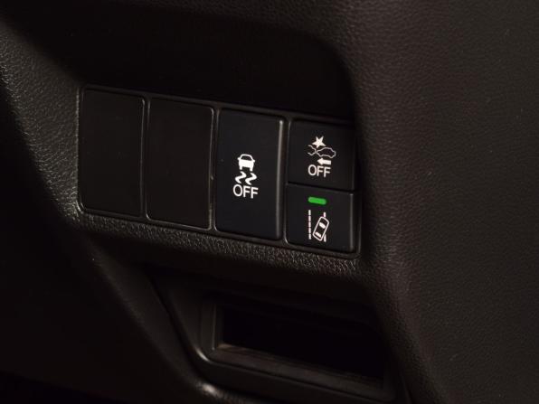 Honda Stepwgn V с пробегом 2017 года, цена 1 999 995 рублей, 107685 км, минивэн, Автокод Объявления