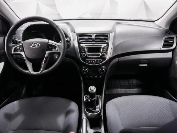Hyundai Solaris I Рестайлинг с пробегом 2014 года, цена 738 000 рублей, 160000 км, седан, Автокод Объявления