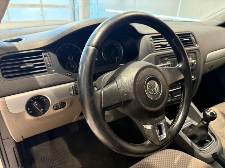 Volkswagen Jetta VI Екатеринбург  - изображение 10