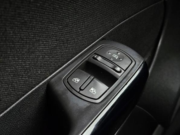 Opel Corsa D Рестайлинг II с пробегом 2012 года, цена 699 000 рублей, 114000 км, хэтчбек, Автокод Объявления