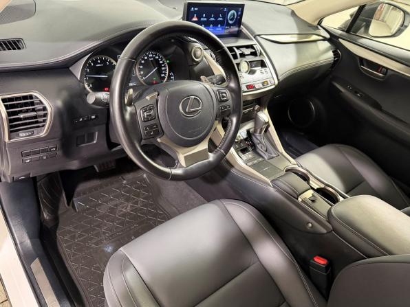 Lexus NX I Рестайлинг с пробегом 2021 года, цена 4 099 800 рублей, 62000 км, внедорожник, Автокод Объявления