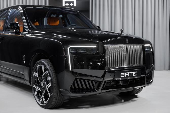 Новый Rolls-Royce Cullinan I Рестайлинг 2025 года, цена 68 738 900 рублей, внедорожник, Автокод Объявления