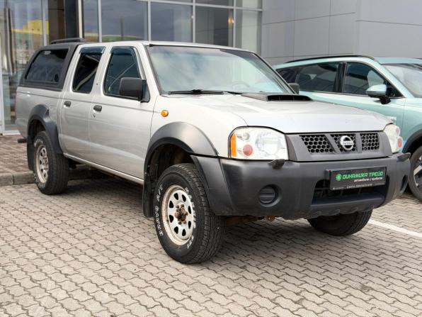 Nissan NP300 с пробегом 2012 года, цена 1 274 000 рублей, 165206 км, пикап, Автокод Объявления