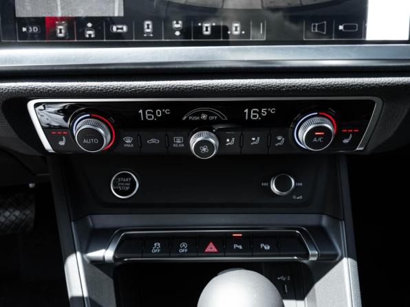 Audi Q3 III (FJ) с пробегом 2026 года, цена 4 095 000 рублей, 43 км, внедорожник, Автокод Объявления
