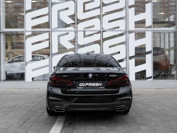 BMW 5 серии VII (G30/G31/G38) с пробегом 2018 года, цена 3 474 900 рублей, 122906 км, седан, Автокод Объявления