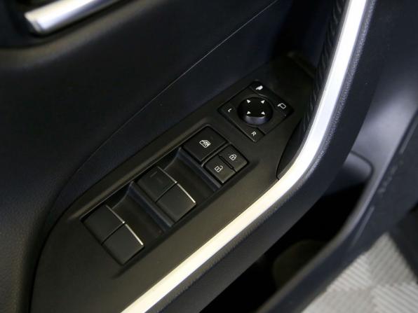 Toyota RAV4 V (XA50) с пробегом 2021 года, цена 3 125 000 рублей, 93251 км, внедорожник, Автокод Объявления