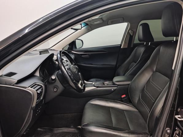 Lexus NX I с пробегом 2016 года, цена 2 200 000 рублей, 140512 км, внедорожник, Автокод Объявления