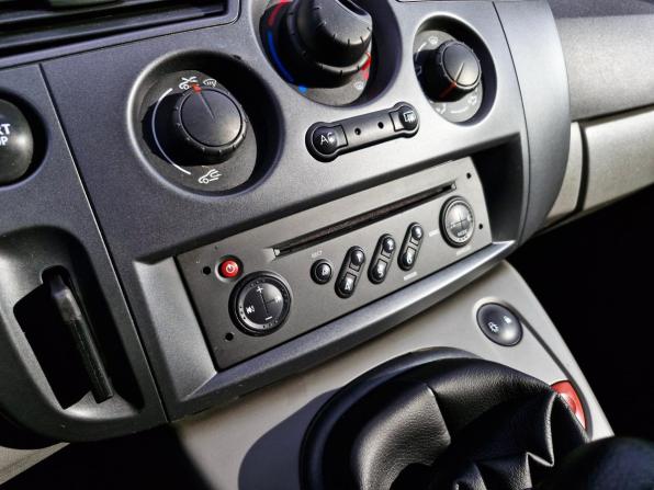 Renault Scenic II Рестайлинг с пробегом 2008 года, цена 399 000 рублей, 276342 км, минивэн, Автокод Объявления