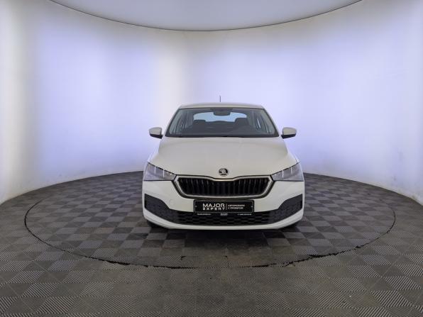 Skoda Rapid II с пробегом 2021 года, цена 1 050 000 рублей, 267080 км, лифтбек, Автокод Объявления