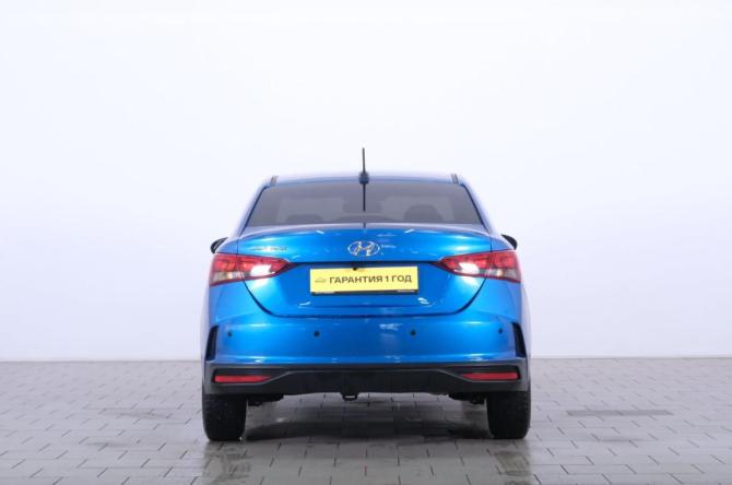 Hyundai Solaris II Рестайлинг с пробегом 2021 года, цена 1 579 000 рублей, 102000 км, седан, Автокод Объявления