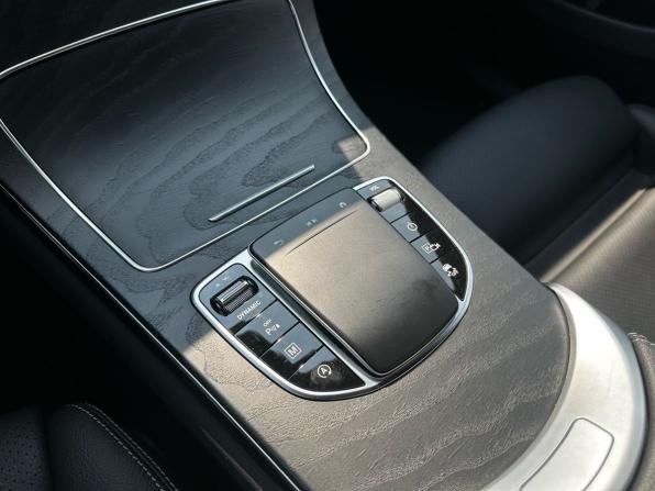 Mercedes-Benz GLC I (X253) Рестайлинг с пробегом 2021 года, цена 6 000 000 рублей, 17607 км, внедорожник, Автокод Объявления