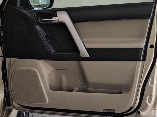 Toyota Land Cruiser Prado 150 Series с пробегом 2010 года, цена 2 600 000 рублей, 183635 км, внедорожник, Автокод Объявления
