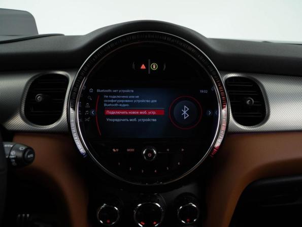 Mini Hatch III (F55/F56) Рестайлинг 2 с пробегом 2021 года, цена 3 799 000 рублей, 66279 км, хэтчбек, Автокод Объявления
