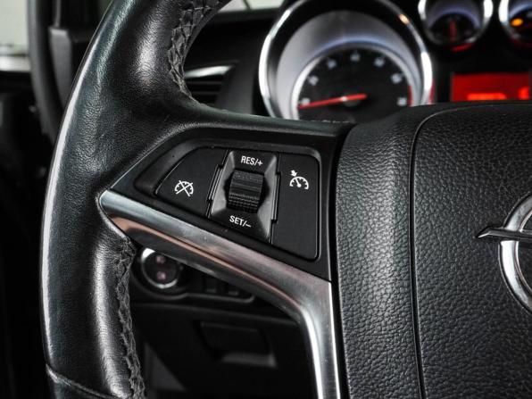 Opel Astra J с пробегом 2011 года, цена 1 070 000 рублей, 129171 км, хэтчбек, Автокод Объявления