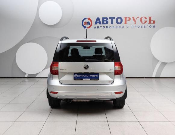 Skoda Yeti I Рестайлинг с пробегом 2014 года, цена 1 495 000 рублей, 118000 км, внедорожник, Автокод Объявления