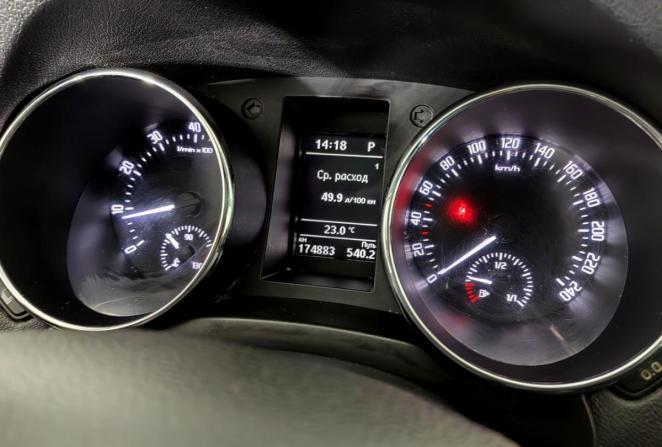 Skoda Yeti I Рестайлинг с пробегом 2014 года, цена 1 199 000 рублей, 174000 км, внедорожник, Автокод Объявления