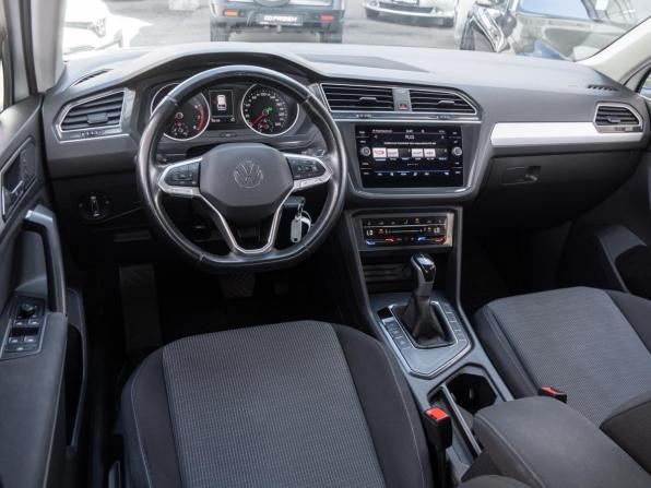Volkswagen Tiguan II Рестайлинг с пробегом 2021 года, цена 1 899 000 рублей, 189128 км, внедорожник, Автокод Объявления