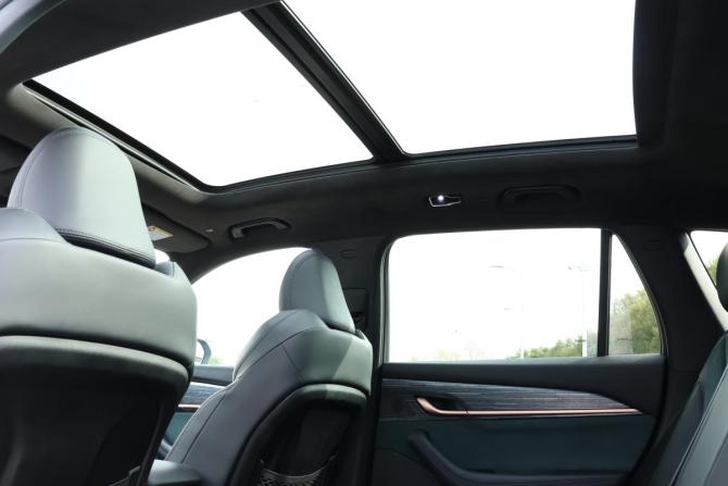 Geely Monjaro I с пробегом 2023 года, цена 2 699 000 рублей, 79843 км, внедорожник, Автокод Объявления